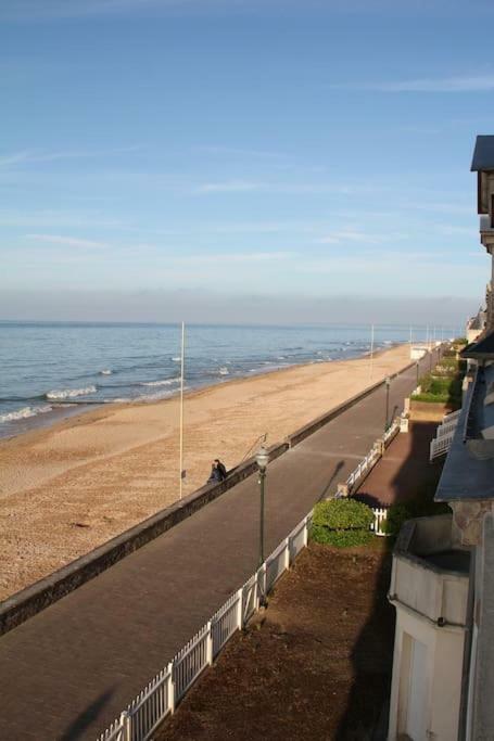 On The Beach Saint-Aubin-Sur-Mer  Exterior foto